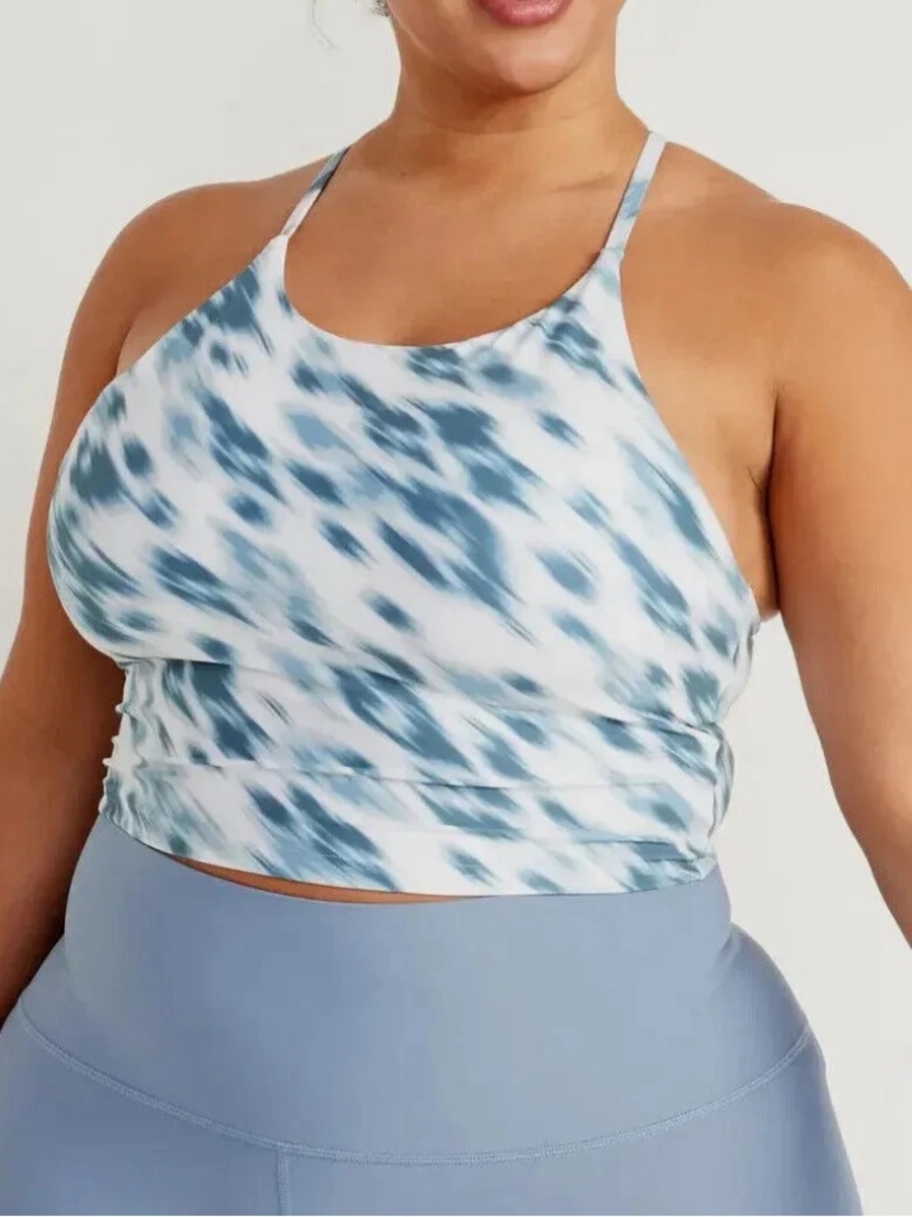 Old Navy Light Support PowerSoft Longline Sports Bra Spotted Blue Women’s Large